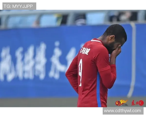 河南建业与江苏苏宁激战正酣最后进球决定胜负悬念再现