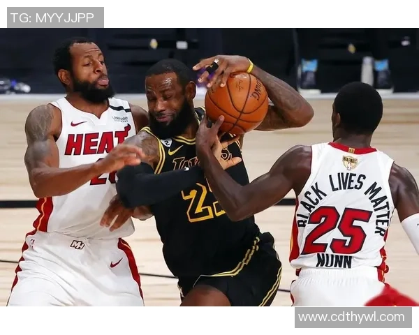 2020年10月10日湖人与热火的精彩对决直播回顾与分析